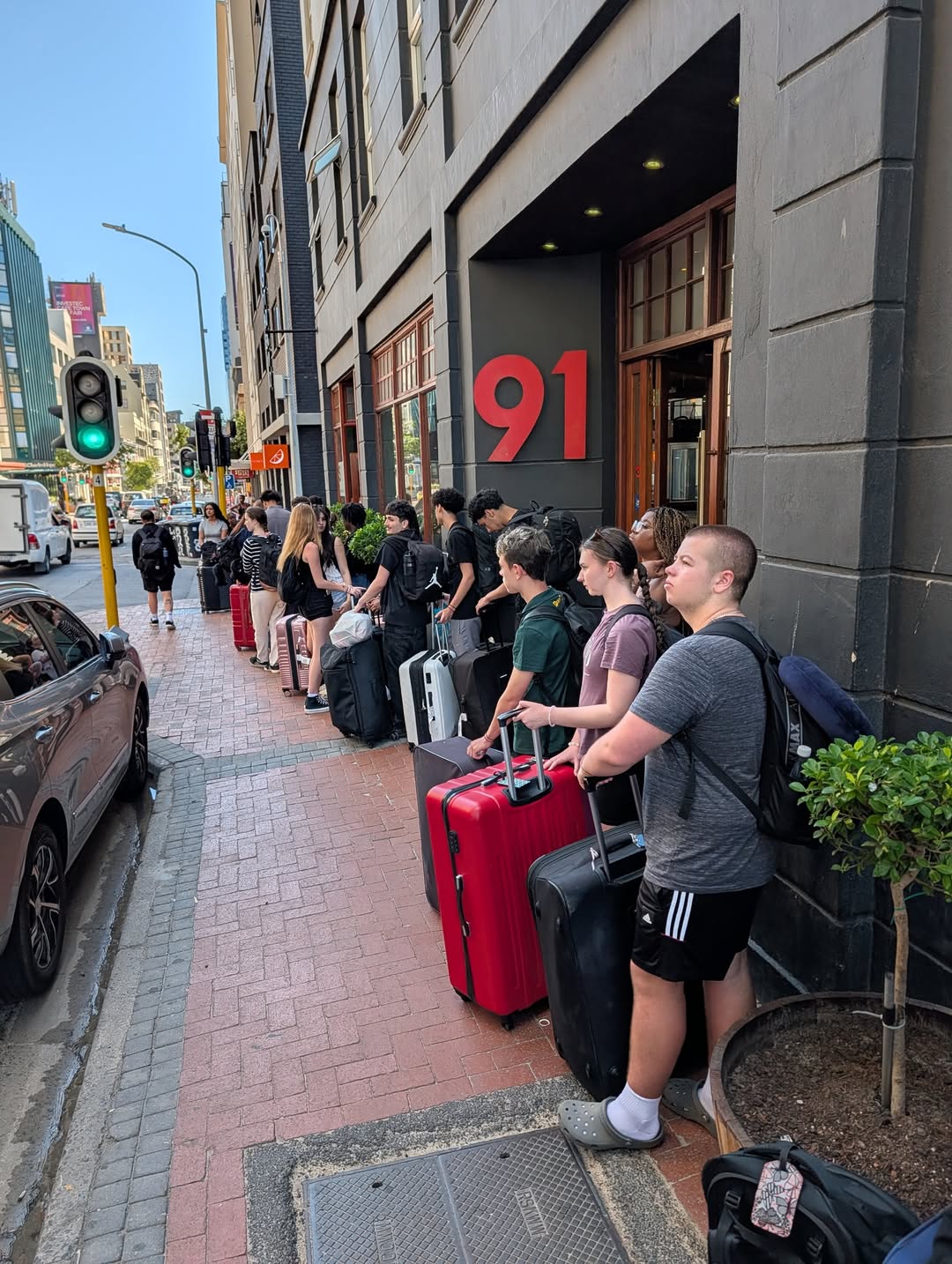 629661320_122216293106279102_5795254295532272557_n