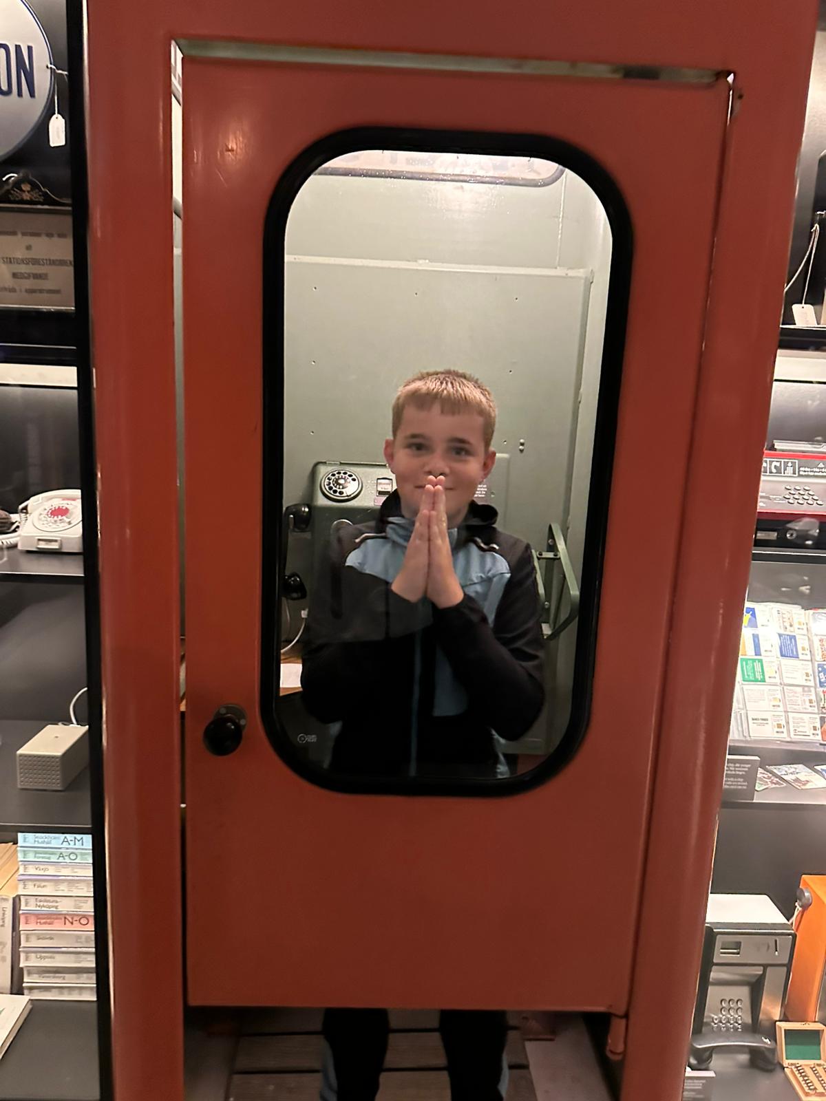 DVLM7752